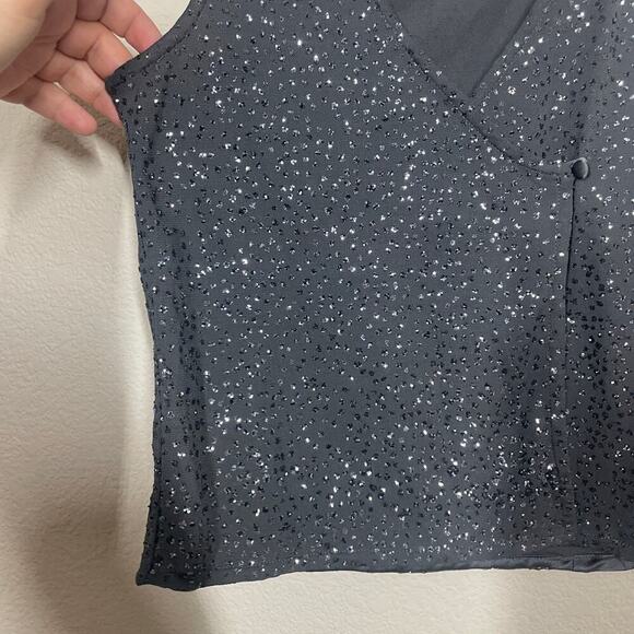 TC Laughlin NYC Size Small V Neck Glitter Wrap Top Blouse Gray Sleeveless - Picture 4 of 7